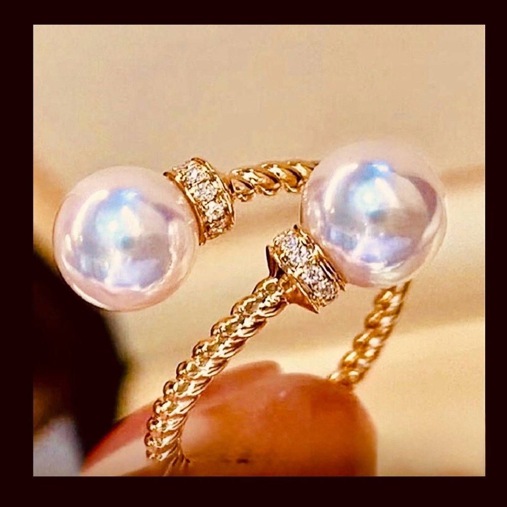 Elegant Gold and Pearl Women's Ring Size 8 NIP